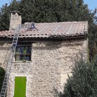 Chantier toiture complète l'île sur la Sorgue