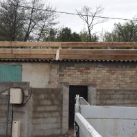 Chantier toiture complète l'île sur la Sorgue